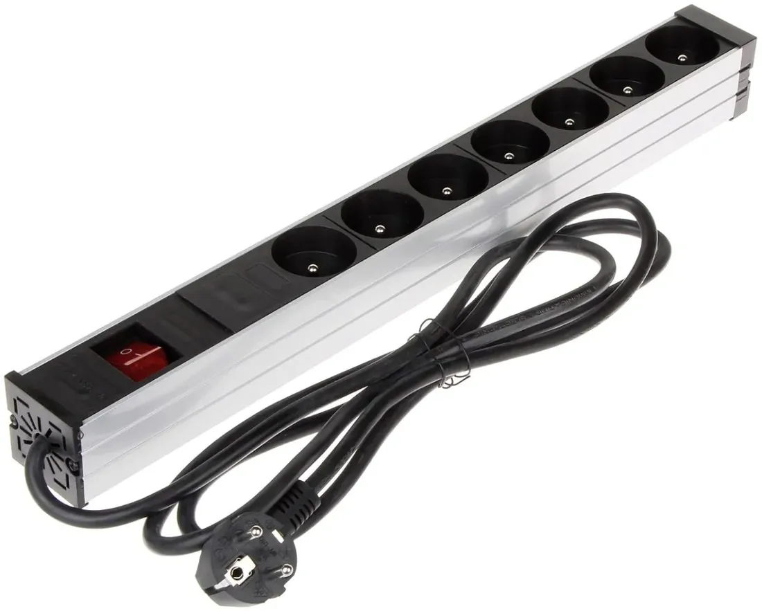 listwa-zasilajaca-pd-7k-rack-stan-nowy