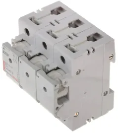 rozlacznik-bezpiecznikowy-le-606725-trojfazowy-63-a-d02-legrand