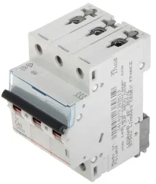wylacznik-nadpradowy-le-403549-trojfazowy-40-a-typ-c-legrand