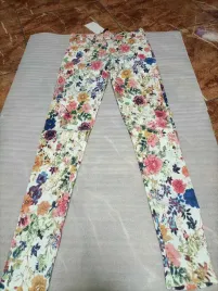 legginsy-rozowe-kwiety-s-m