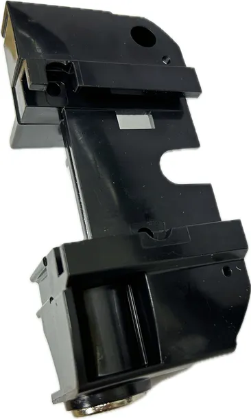 zamek-axa-akumulatora-bosch-bateria-bagaznik-zawartosc-zestawu-kluczyki