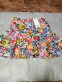 mini-spodnica-w-kwiaty-i-monety-rozowa-m