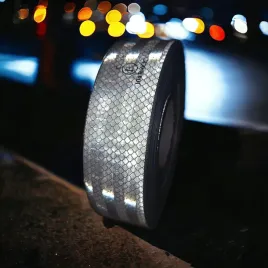 tasma-konturowa-odblaskowa-mikropryzmat-50mm-50m-paper-tech-biala