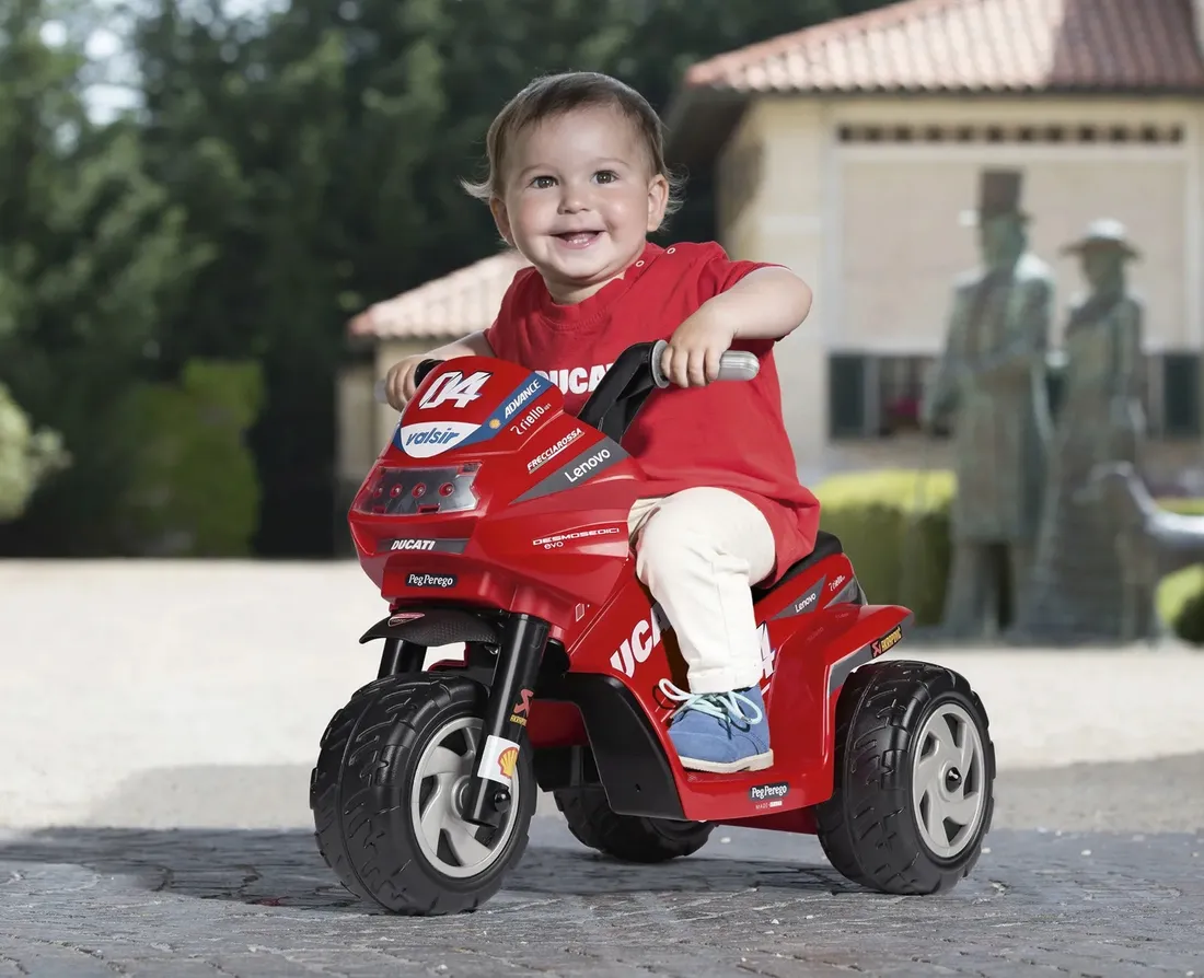 peg-perego-mini-ducati-evo-led