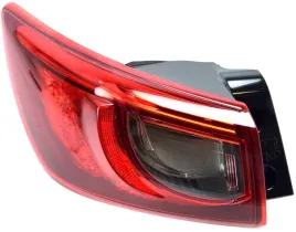 lampa-tyl-lewa-zewnetrzna-mazda-cx-3-dk-2015-2022-oryginal