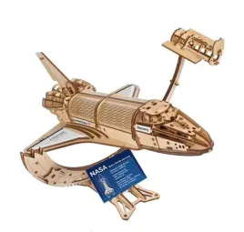 model-mechaniczny-wahadlowiec-nasa-discovery