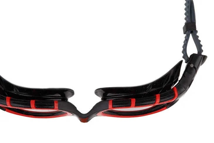 zoggs-okulary-predator-flex-polarized-czarno-czerwone-model-predator-flex-polarized