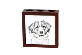 kooikerhondje-stojak-na-dlugopisy-z-psem-organizer-na-biurko-z-nadrukiem