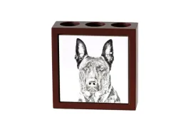 owczarek-holenderski-dutch-shepherd-dog-stojak-na-dlugopisy-z-psem-orga