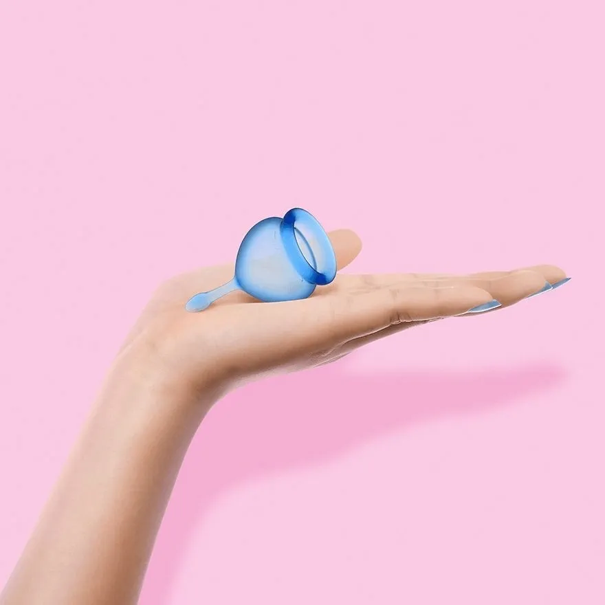 satisfyer-feel-good-menstrual-cup-set-dark-blue-stan-nowy