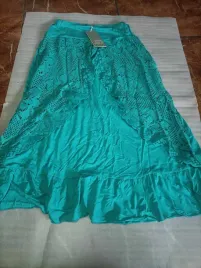 spodnica-z-koronkowa-naszywka-turkusowa-l-xl