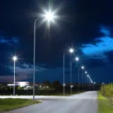 latarnia-solarna-kobra-200w-6500k-jasnosc-1700-lm