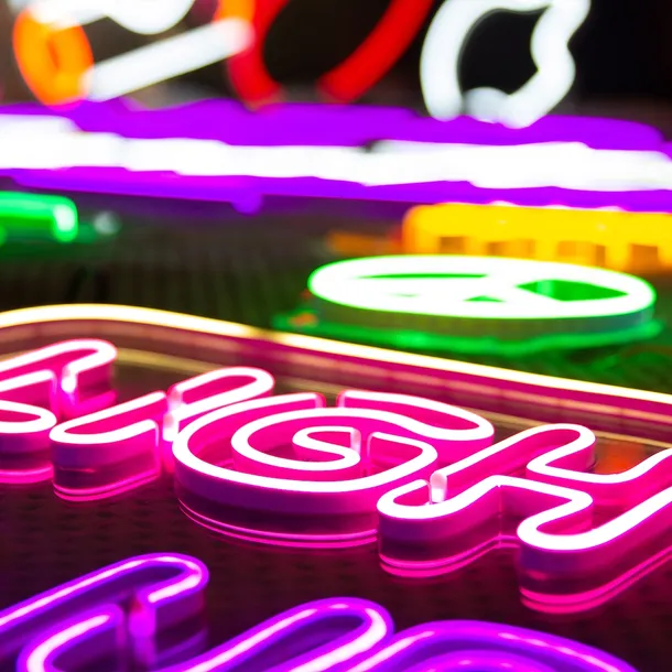 neon-eko-flex-niebieski-6-12-25m-klasa-energetyczna-e