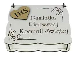 pamiatka-pierwszej-komunii-swietej-pudelko-na-upominek-personalizacja