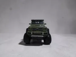 realistyczny-model-samochodu-mercedes-benz-g63-amg-6x6-zielony-1-24