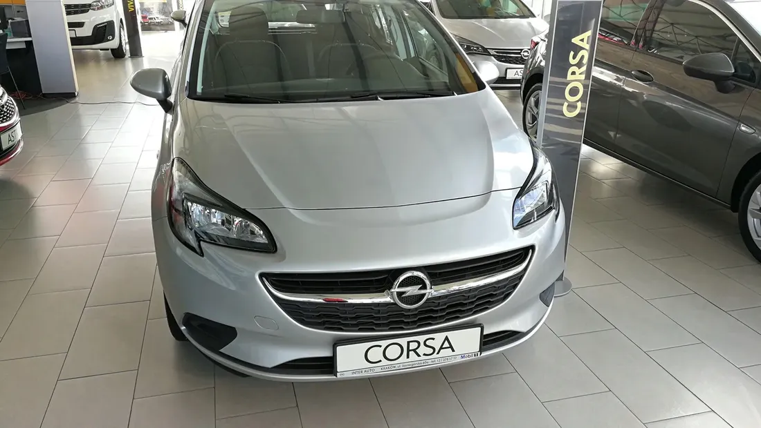 dedykowana-folia-ppf-klamki-do-opel-corsa-e-2014-stan-nowy