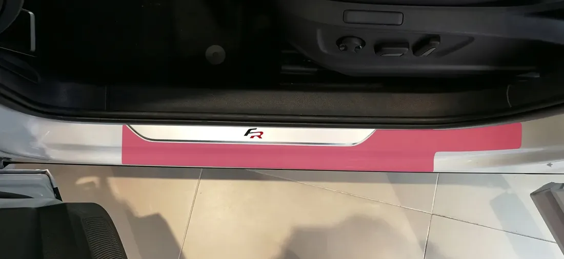 folia-ochronna-ppf-progi-przednie-seat-ateca-2016-