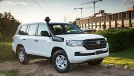 snorkel-toyota-land-cruiser-200-4-5-v8-diesel-4-7