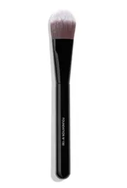 chanel-les-pinceaux-foundation-brush-n100
