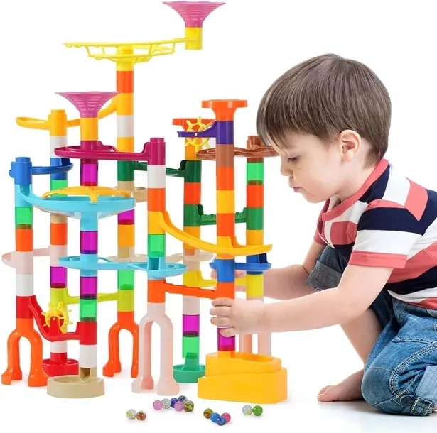 -tor-kulkowy-marble-run-150-elementow-plec-unisex