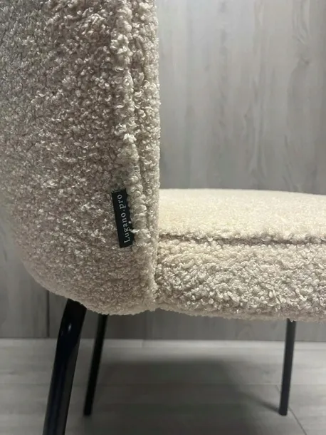 krzeslo-tapicerowane-teddy-beige-lugano-szerokosc-siedziska-45-cm