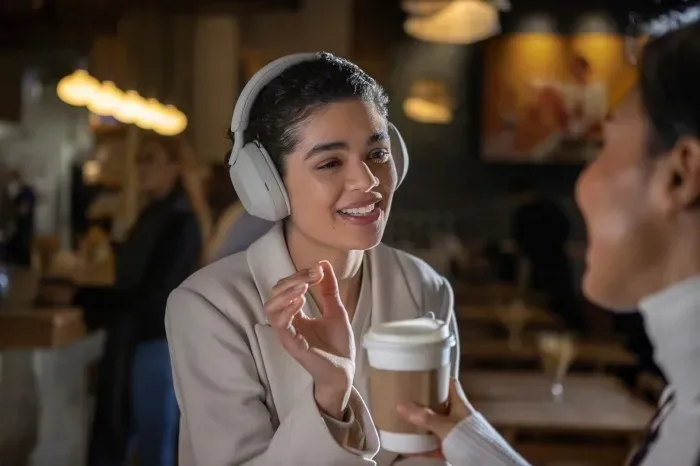 sony-wh-1000xm5-bluetooth-noise-cancelling-silver