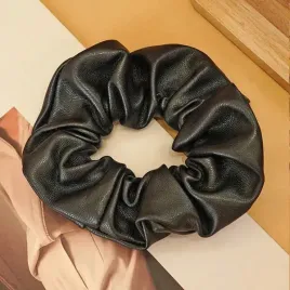 gumka-leather-do-wlosow-yeye-czarny