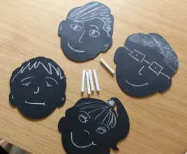 emocje-kreda-rysowane-4-szt-tabliczki