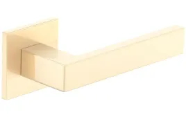klamka-drzwiowa-qubik-fit-kwadratowa-mosiadz