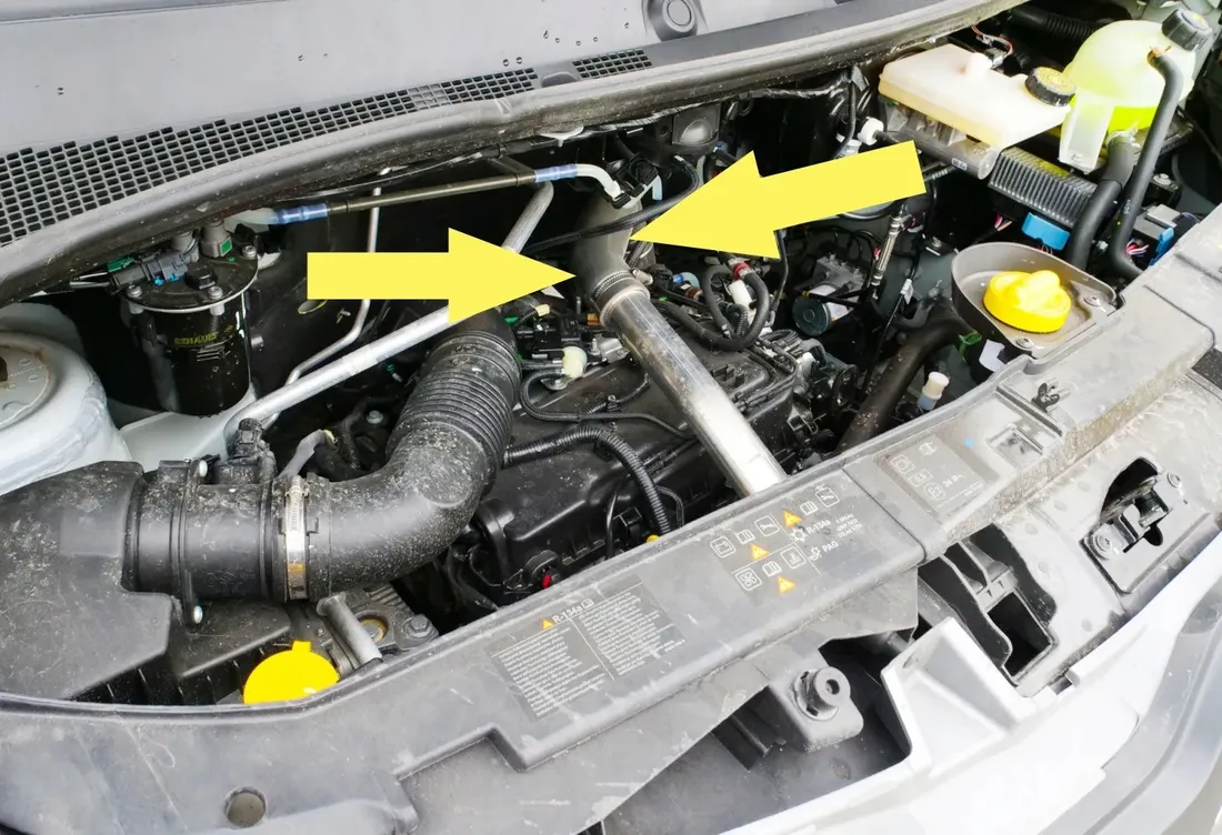 przewod-turbo-intercoolera-renault-master-2-3-dci-stan-nowy
