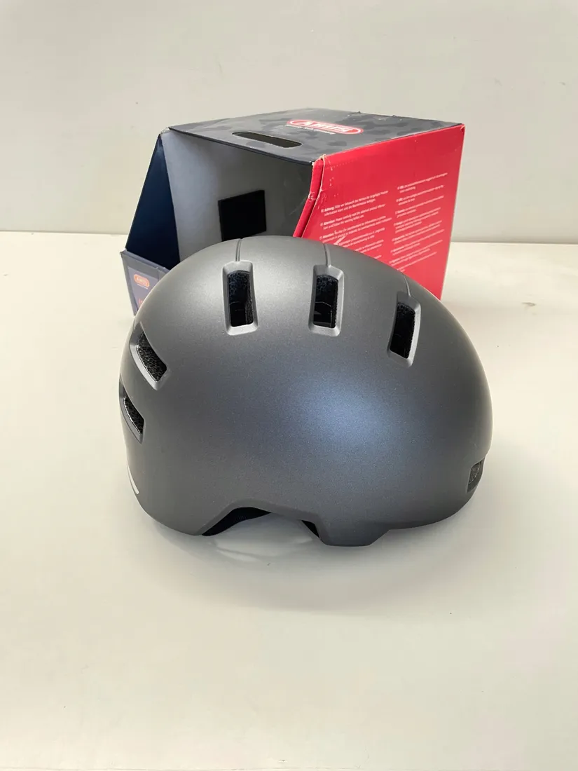 kask-miejski-abus-skurb-szary-m