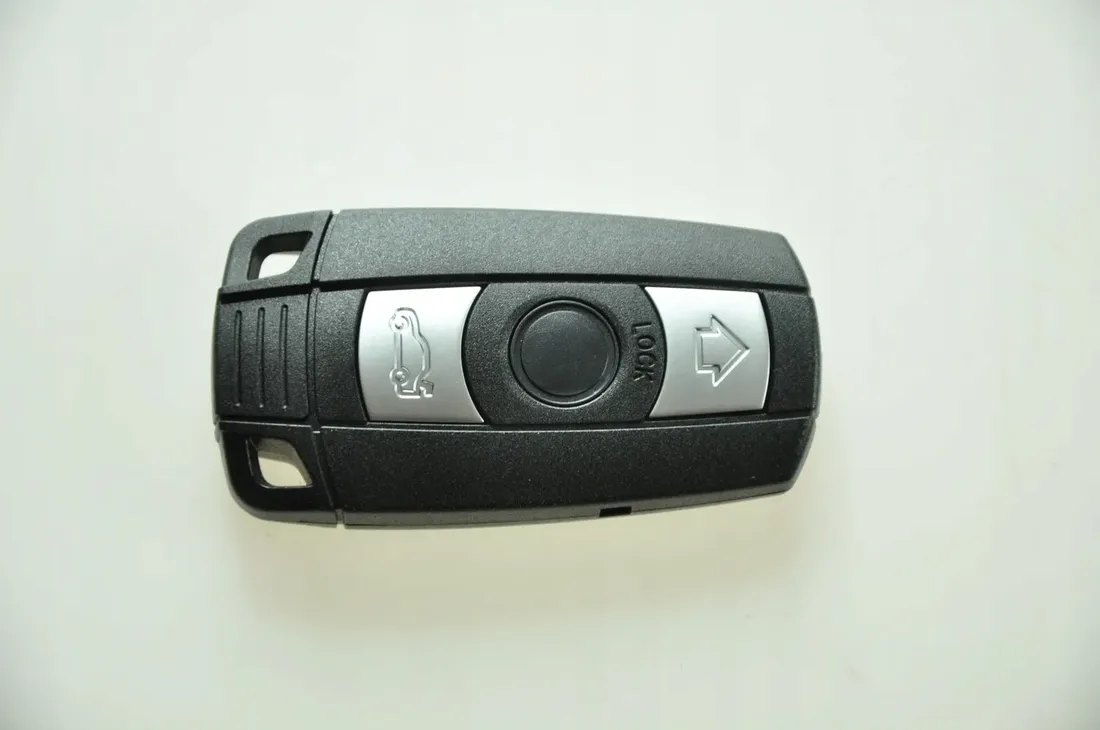 bmw-e81-e87-e88-e90-e91-e92-e93-e60-e61-e70-e89-kluczyk-pilot-keyless-434