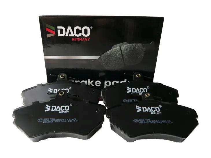 klocki-hamulcowe-przod-do-bmw-e90-e91-e81-e87-1-3-strona-zabudowy-przod