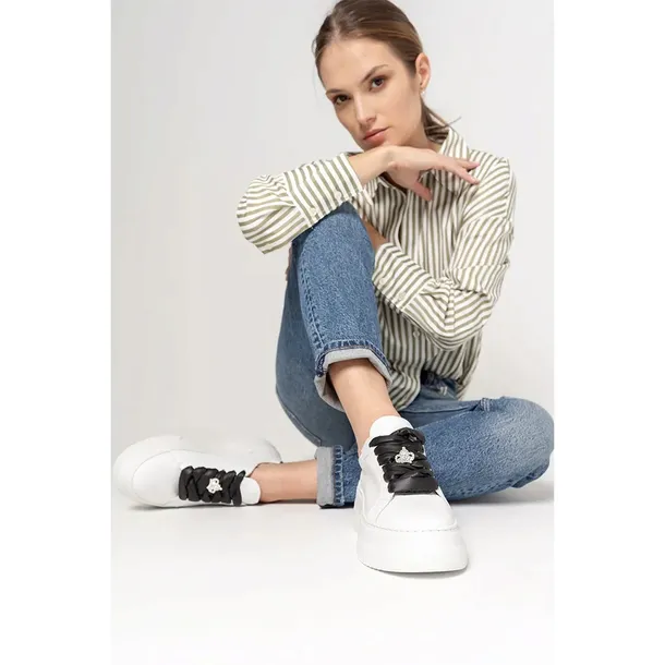 sneakersy-chebello-4410-c-059-064-psk-s331-bialy-cechy-dodatkowe-brak