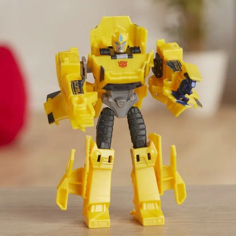 transformers-cyberverse-warrior-bumblebee-e7084