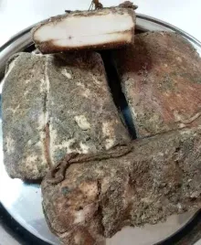 wykwintna-slonina-wedzona-z-aromatycznymi-przyprawami-500g