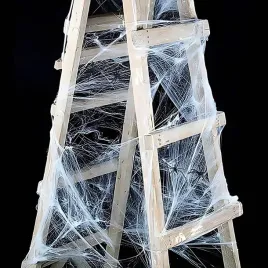 sztuczna-duza-pajeczyna-siec-dekoracja-biala-100g-6-pajakow-na-halloween