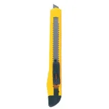 noz-do-tapet-plast-maly-7734-material-ostrza-ze-stali