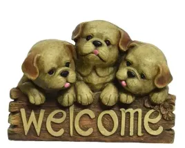 ozdoba-na-drzwi-z-trzema-pieskami-welcome-brazowa