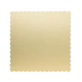 karton-podklad-pod-ciasto-tort-kwadratowy-zloty-20