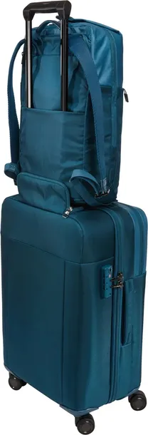 plecak-miejski-thule-spira-15l-niebieski-glebokosc-krotszy-bok-17-cm