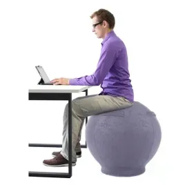 pilka-do-siedzenia-z-pokrowcem