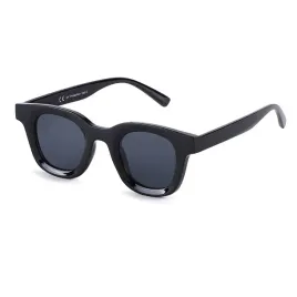 okulary-przeciwsloneczne-owalne-czarne-poliweglanowe-unisex-uv400-etui