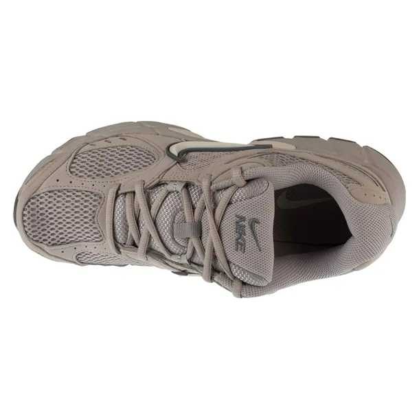 v5-rnr-marka-nike