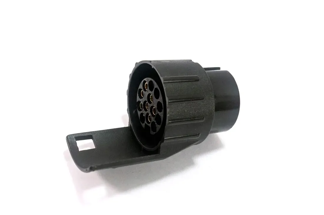 amio-adapter-przejsciowka-haka-7-13-stan-nowy