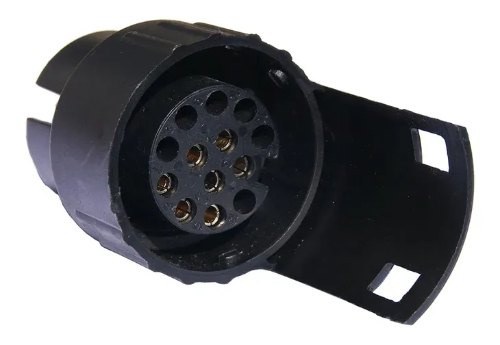 amio-adapter-przejsciowka-haka-7-13-stan-nowy-numer-katalogowy-czesci-01254