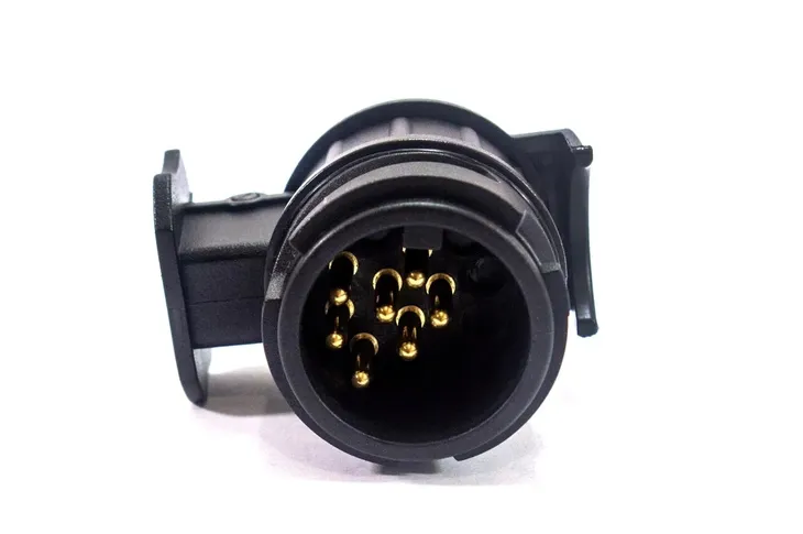 amio-adapter-przejsciowka-haka-13-7-waga-z-opakowaniem-1-kg