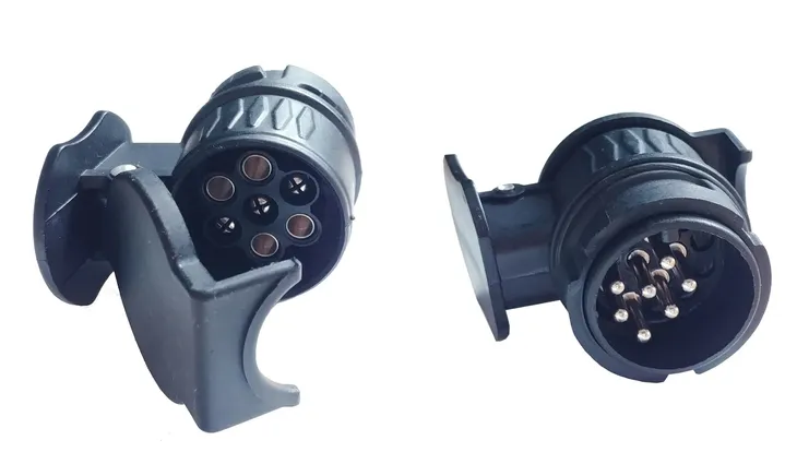 amio-adapter-przejsciowka-haka-13-7-stan-nowy-waga-z-opakowaniem-1-kg