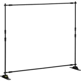 stojak-na-baner-w-tle-narzedzie-wystawy-240x300-cm