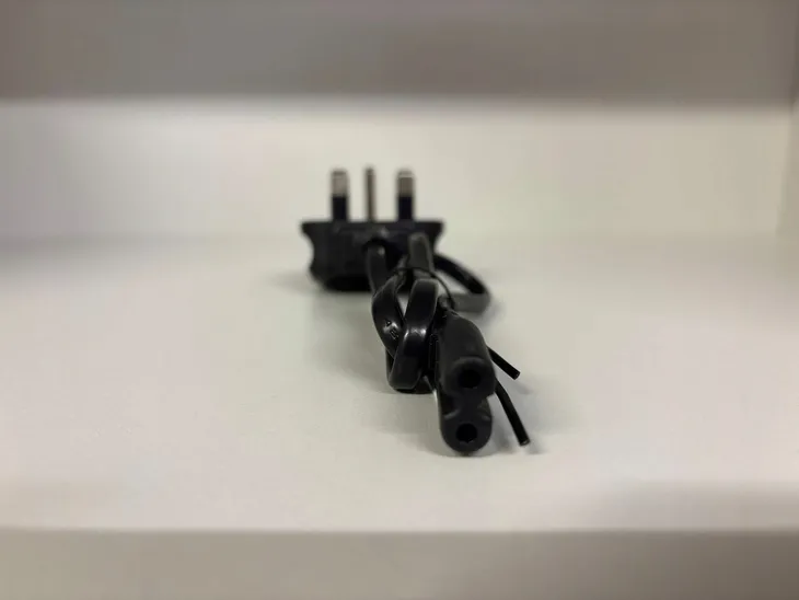 kabel-zasilajacy-c7-osemka-stan-nowy